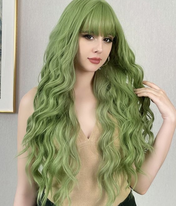 Unleash your inner emerald queen with a green wig! Explore green wig varieties, styles, and tips to find the perfect green wig for you.