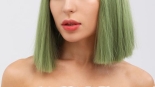 Unleash your inner emerald queen with a green wig! Explore green wig varieties, styles, and tips to find the perfect green wig for you.